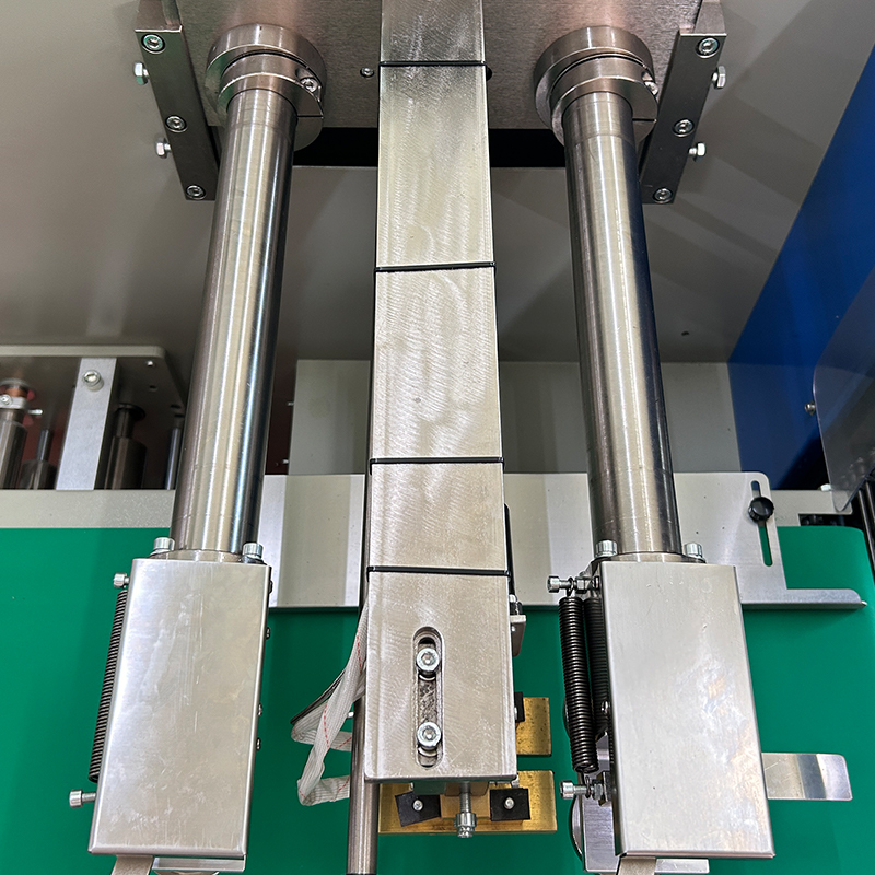 เครื่องบรรจุถุงหมอนอัตโนมัติสำหรับผัก/ผลไม้สด